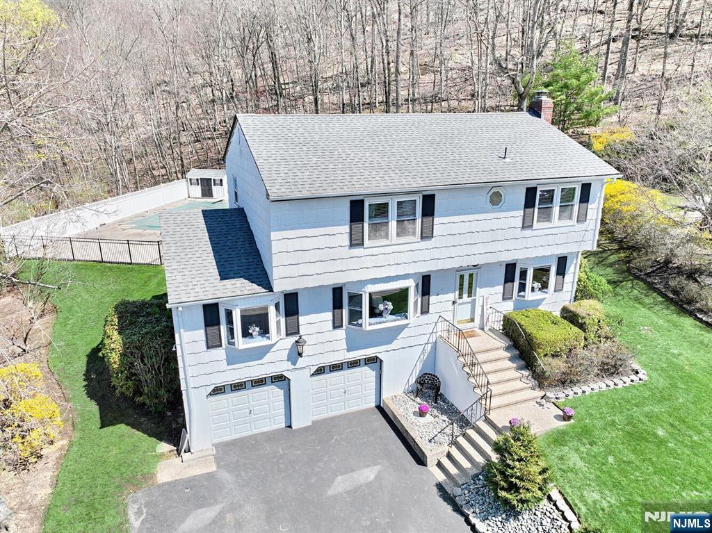 26 Scrivani Drive