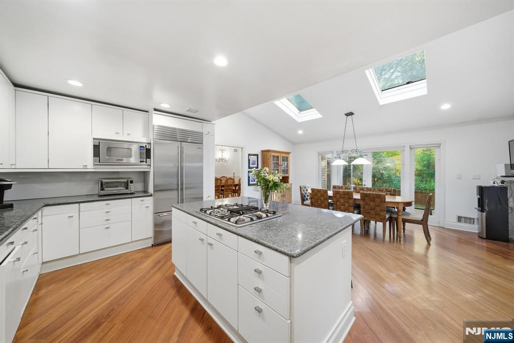 62 Venus Drive — photo 18