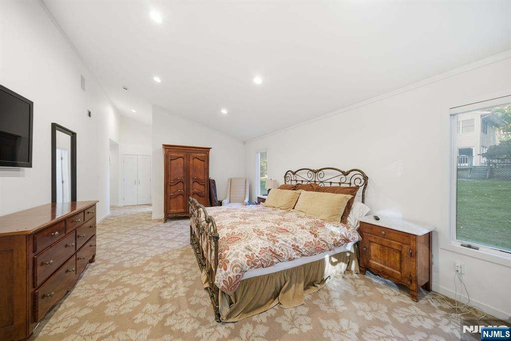 62 Venus Drive — photo 29