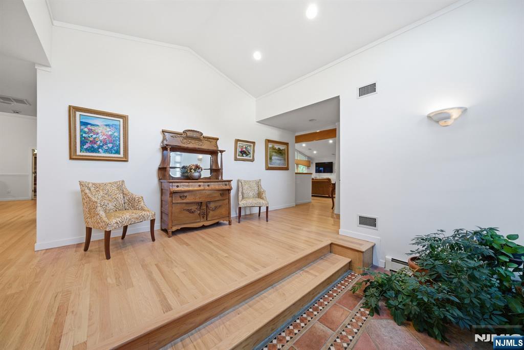 62 Venus Drive - Photo 4