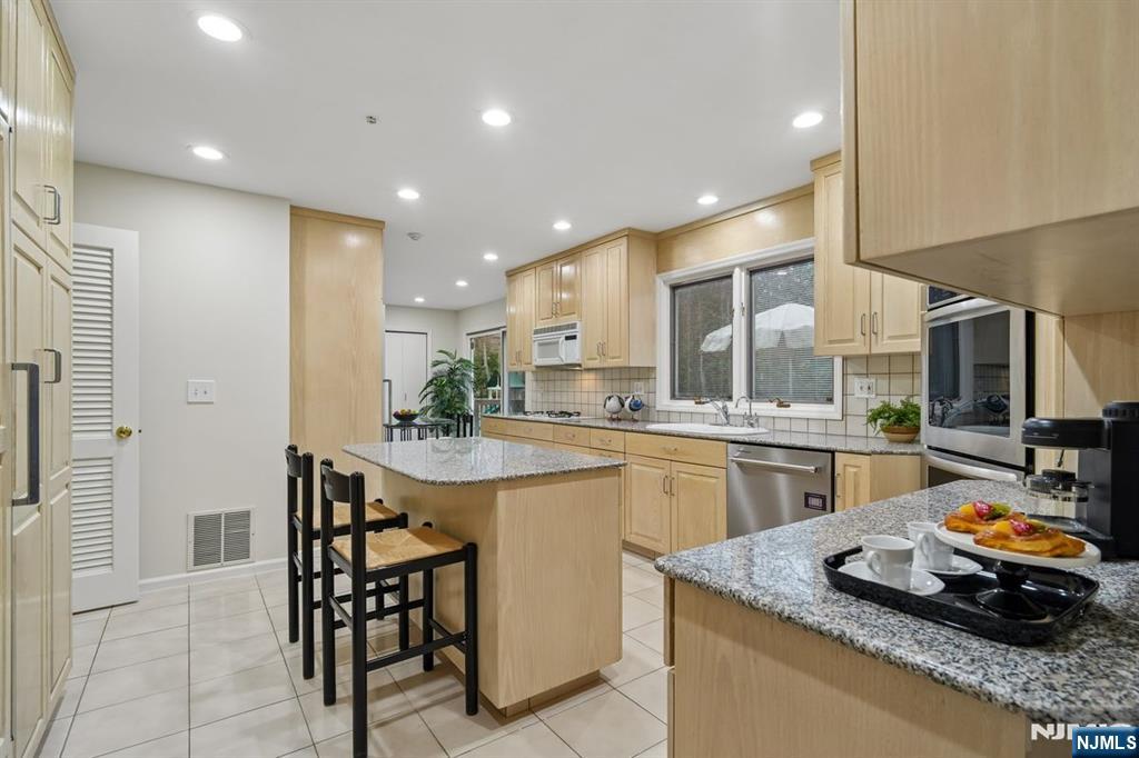 82 Brookside Terrace