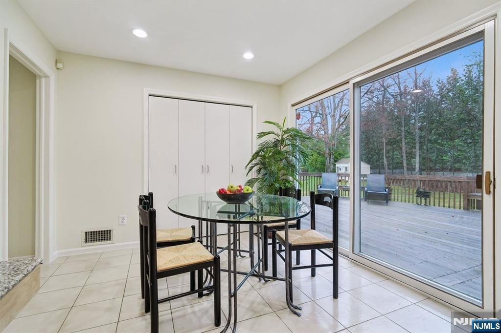 82 Brookside Terrace