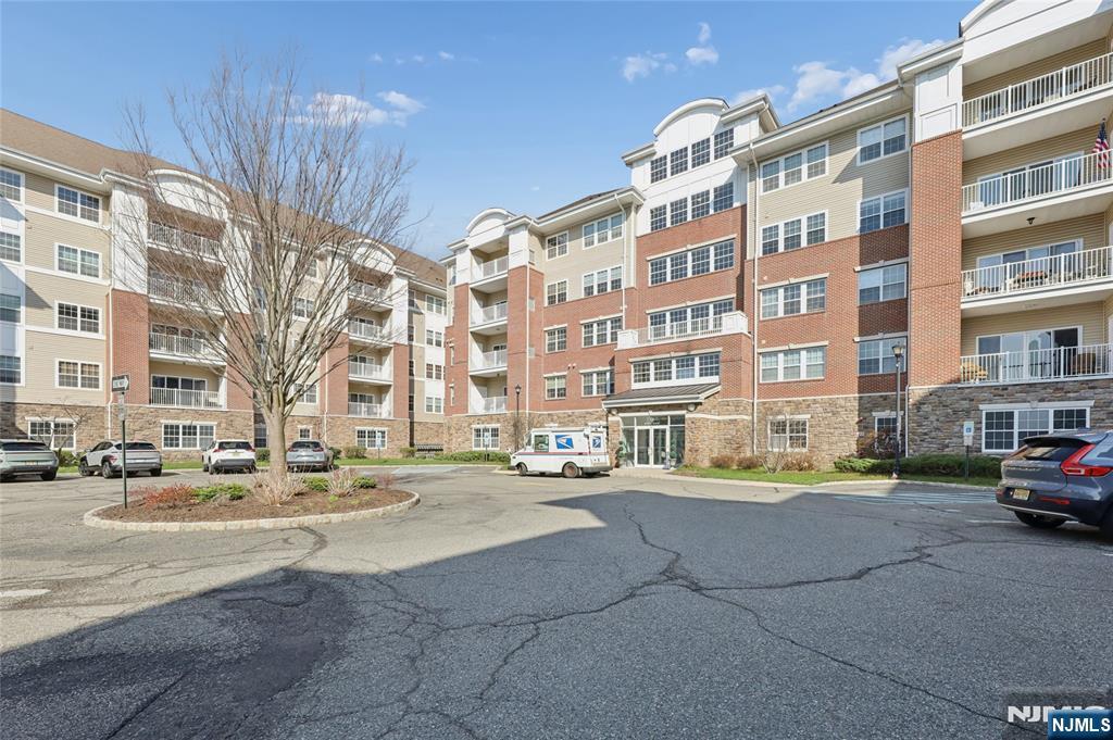 9402 Warrens Way #DEEDED GARAGE –