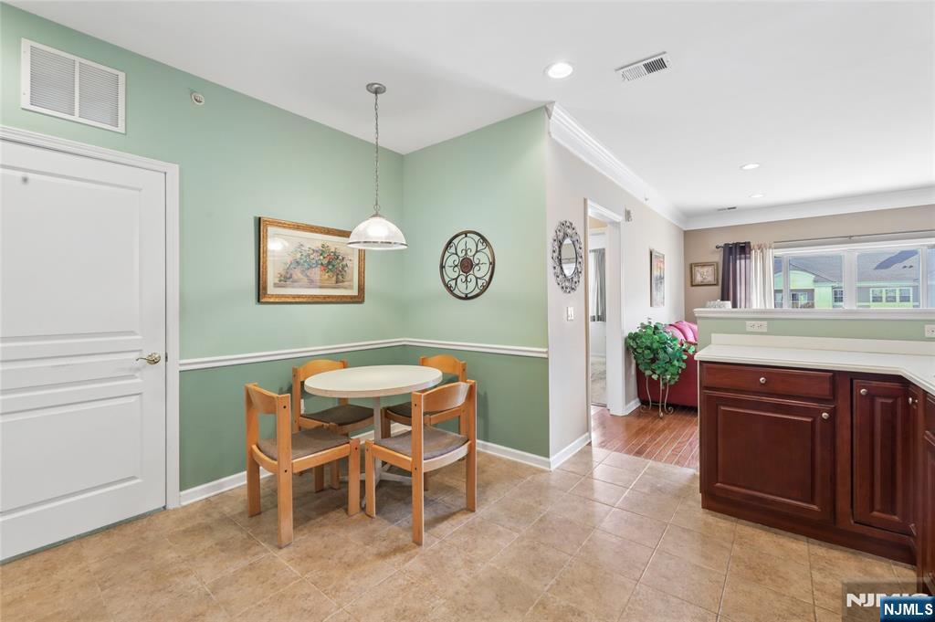 9402 Warrens Way #DEEDED GARAGE –