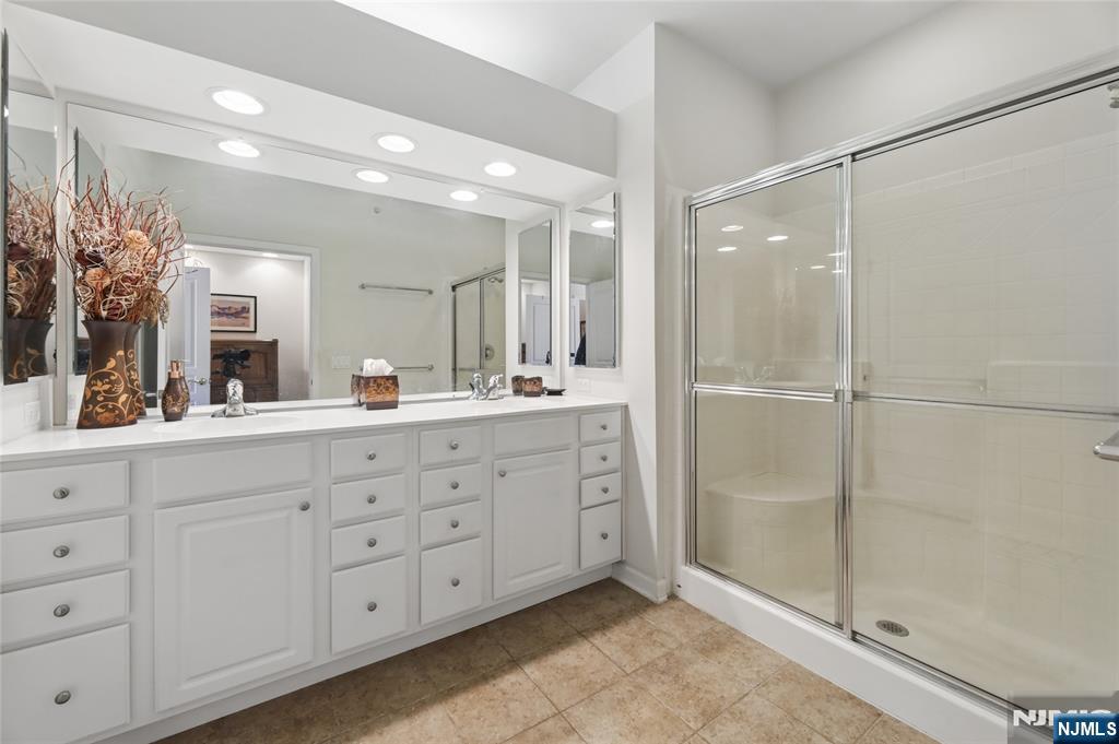 9402 Warrens Way #DEEDED GARAGE –