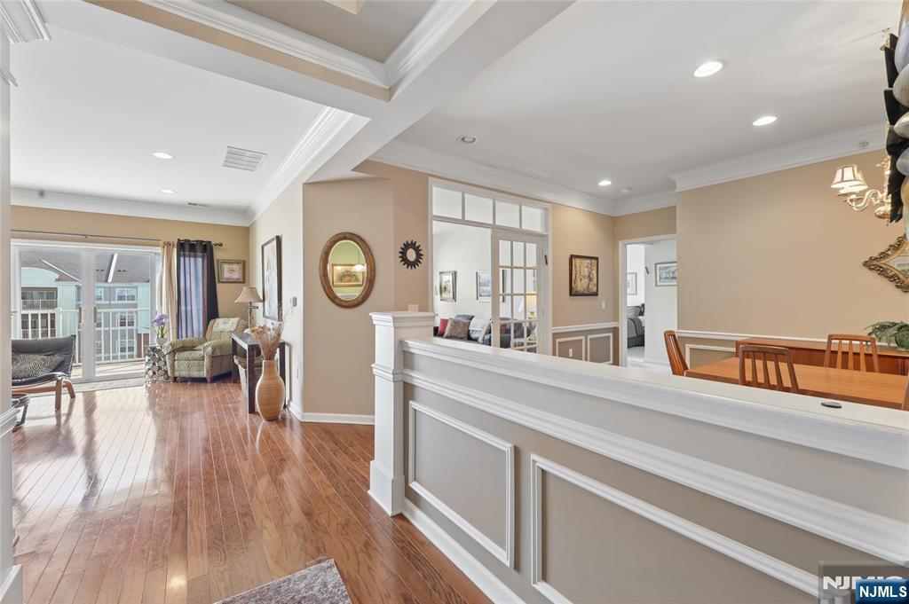 9402 Warrens Way #DEEDED GARAGE –