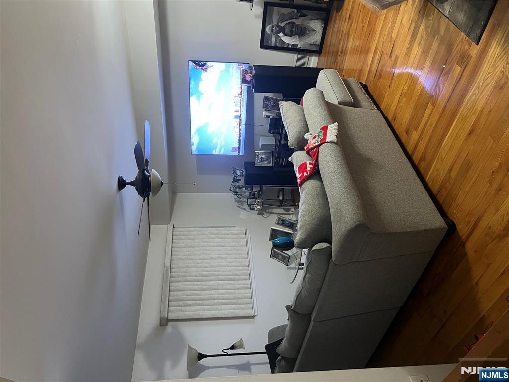 306 Arsdale Terrace