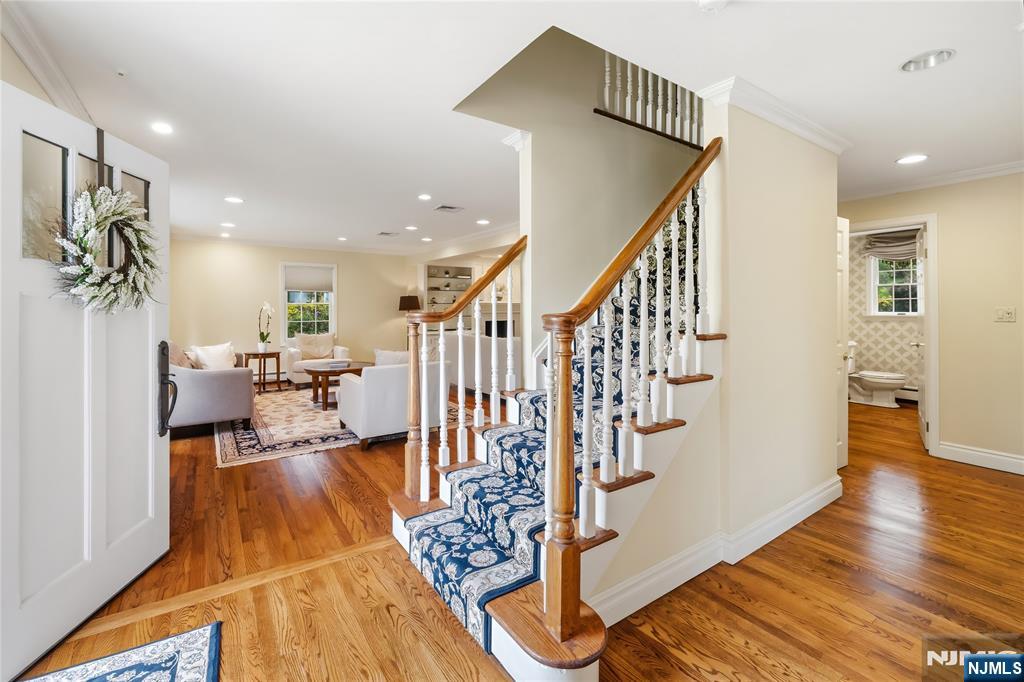 694 Blauvelt Drive - Photo 5
