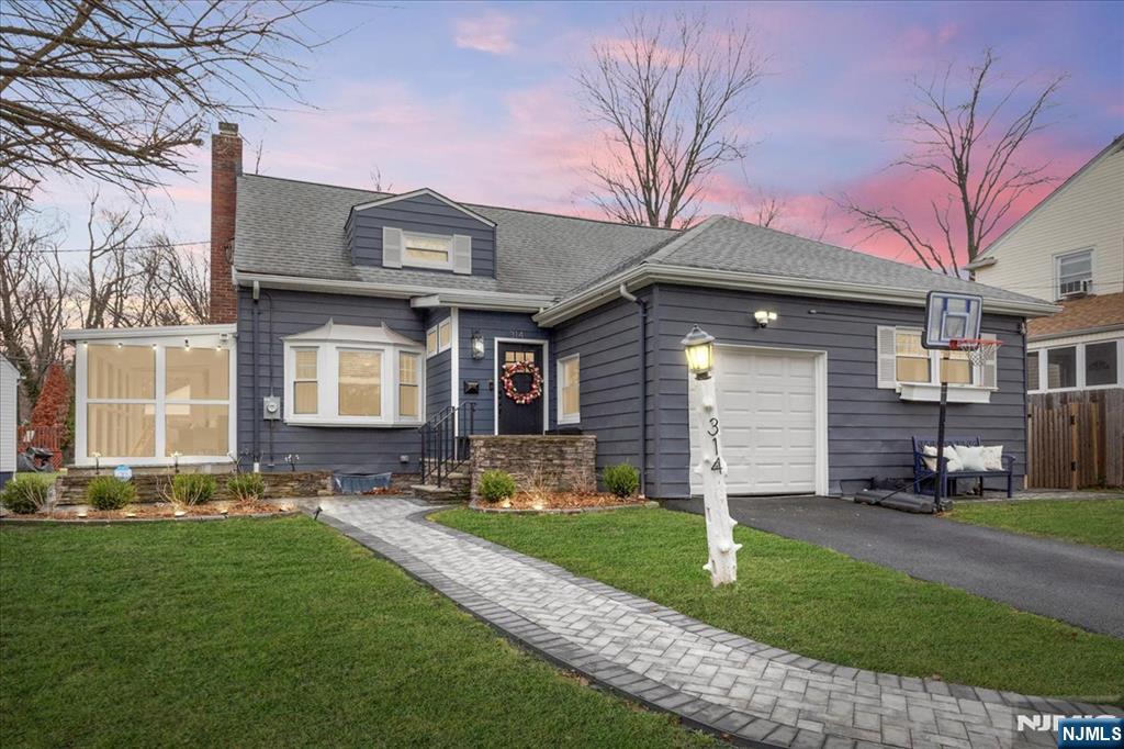 314 Carteret Terrace - Photo 1