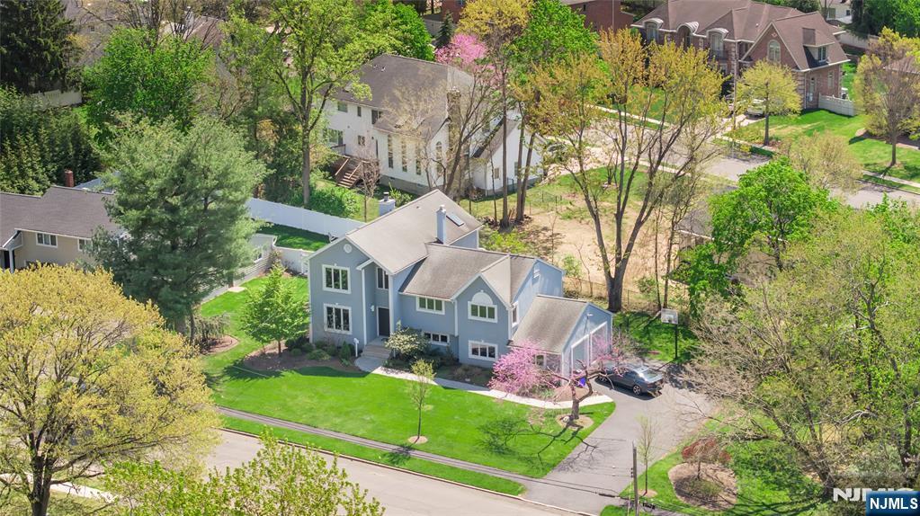 1 Collins Avenue - Photo 4