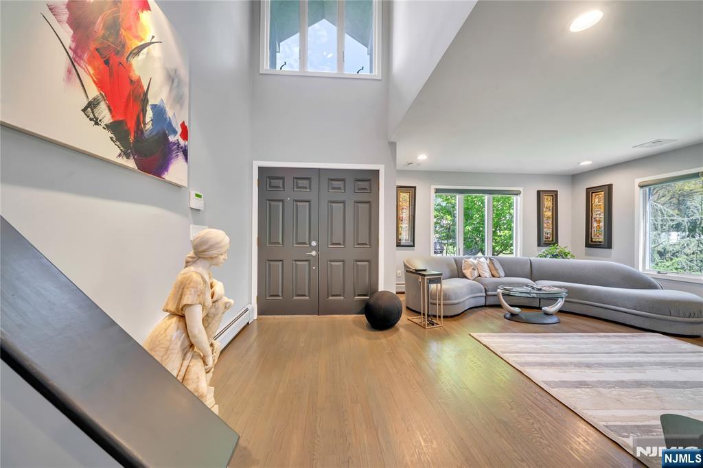 1 Collins Avenue - Photo 5