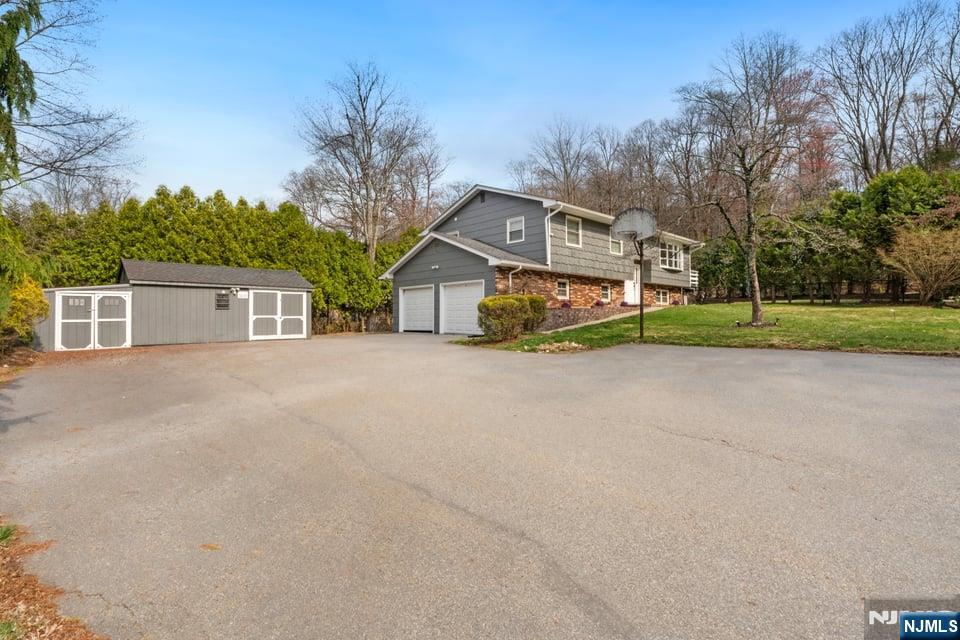 13 Hunters Lane - Photo 3