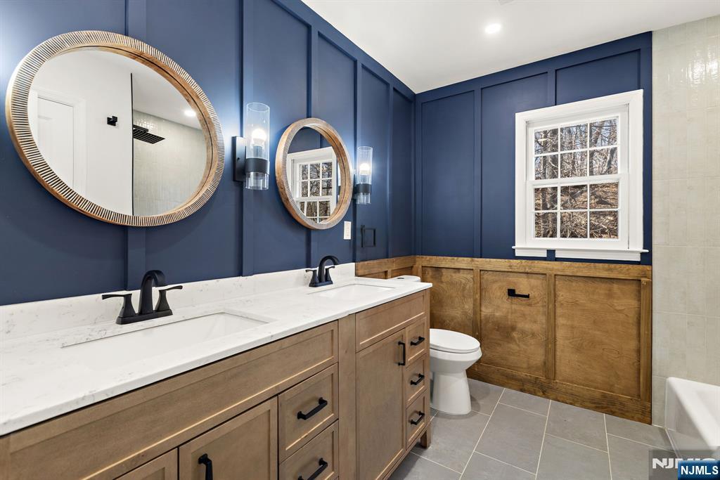 10 Robert Court — photo 16