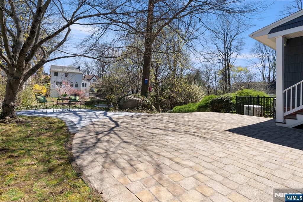 519 Summit Street, Ridgewood, NJ, 07450