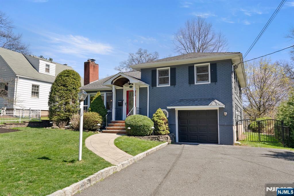 519 Summit Street, Ridgewood, NJ, 07450