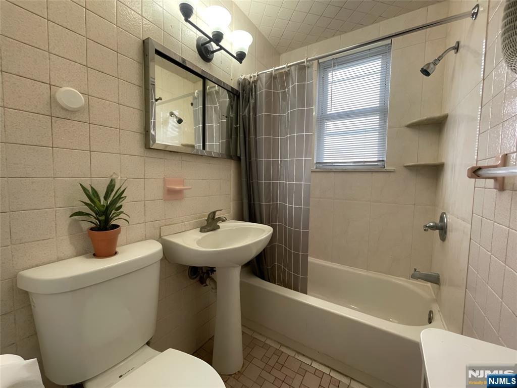16 Ann Street 2 - Photo 6