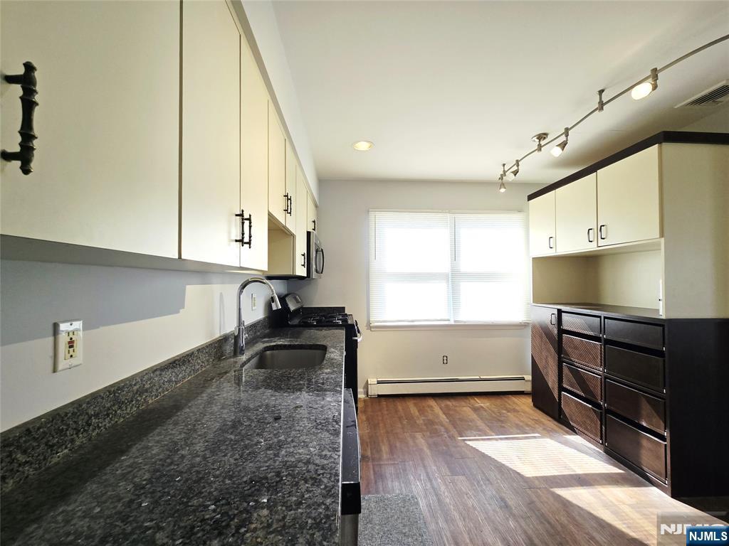 71 Wyandotte Avenue - Photo 5