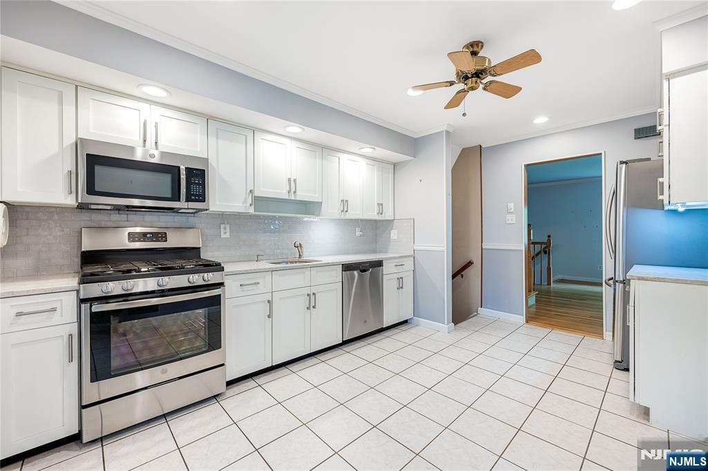 18 Dogwood Court, Westwood, NJ 07675 Listing Photo  13
