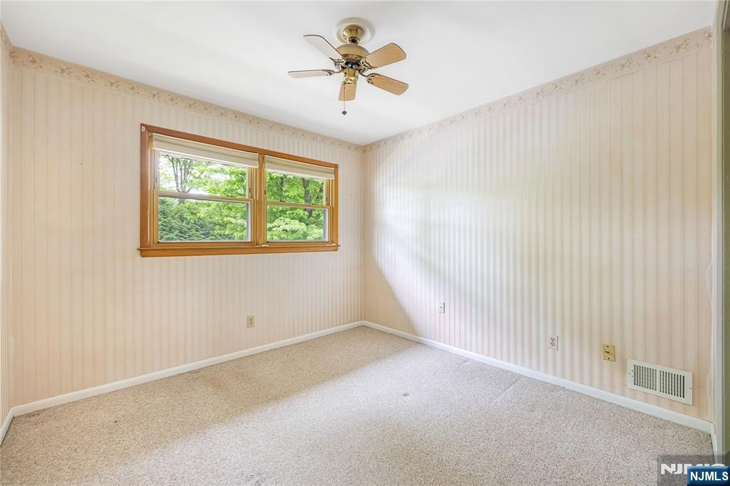18 Dogwood Court, Westwood, NJ 07675 Listing Photo  24