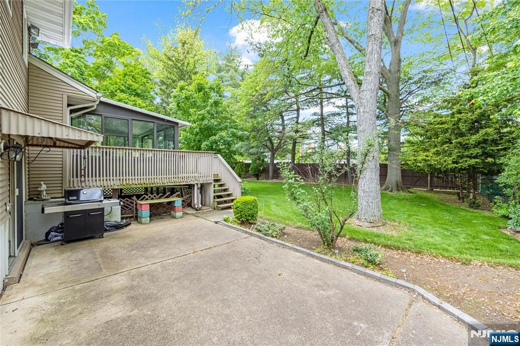 18 Dogwood Court, Westwood, NJ 07675 Listing Photo  36