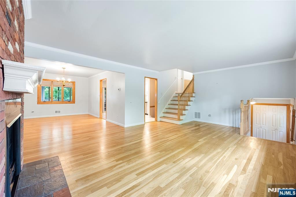 18 Dogwood Court, Westwood, NJ 07675 Listing Photo  8