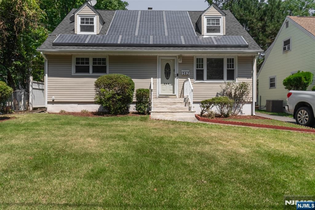 263 Genesee Avenue - Photo 2