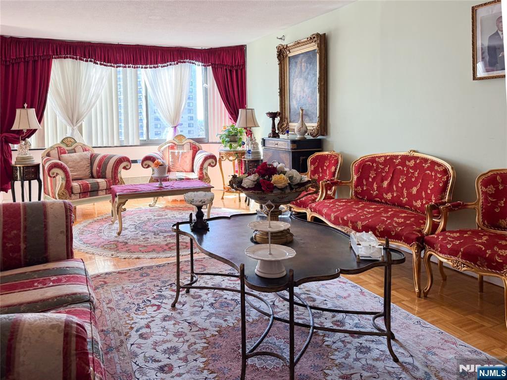 316 Prospect #11J