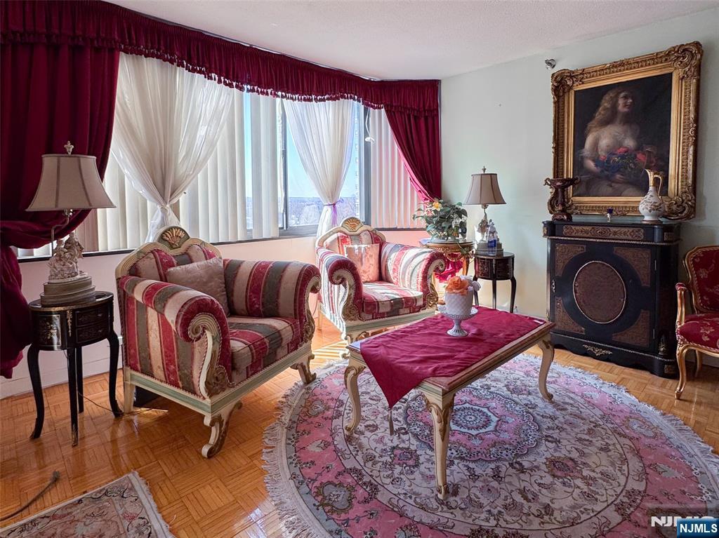 316 Prospect #11J