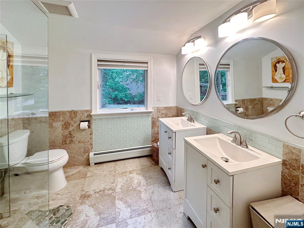 169 Clinton Avenue — photo 30