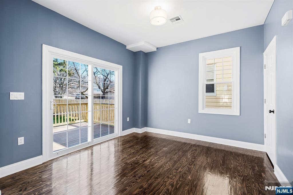 255 Garibaldi Avenue