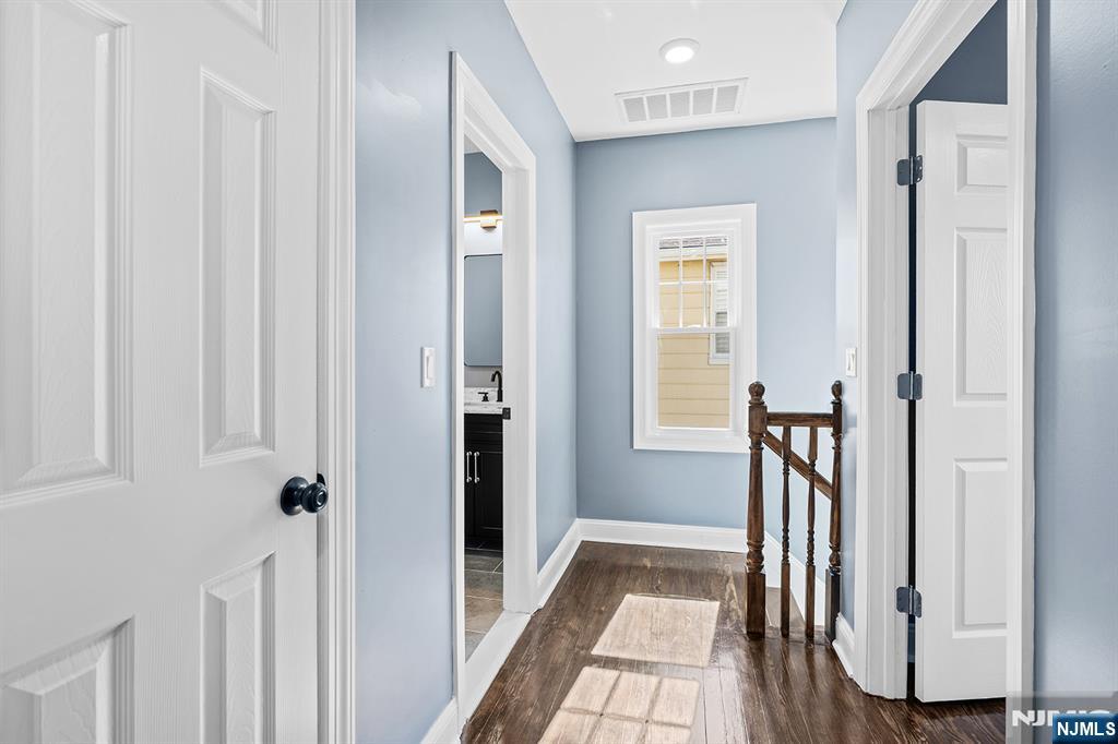 255 Garibaldi Avenue