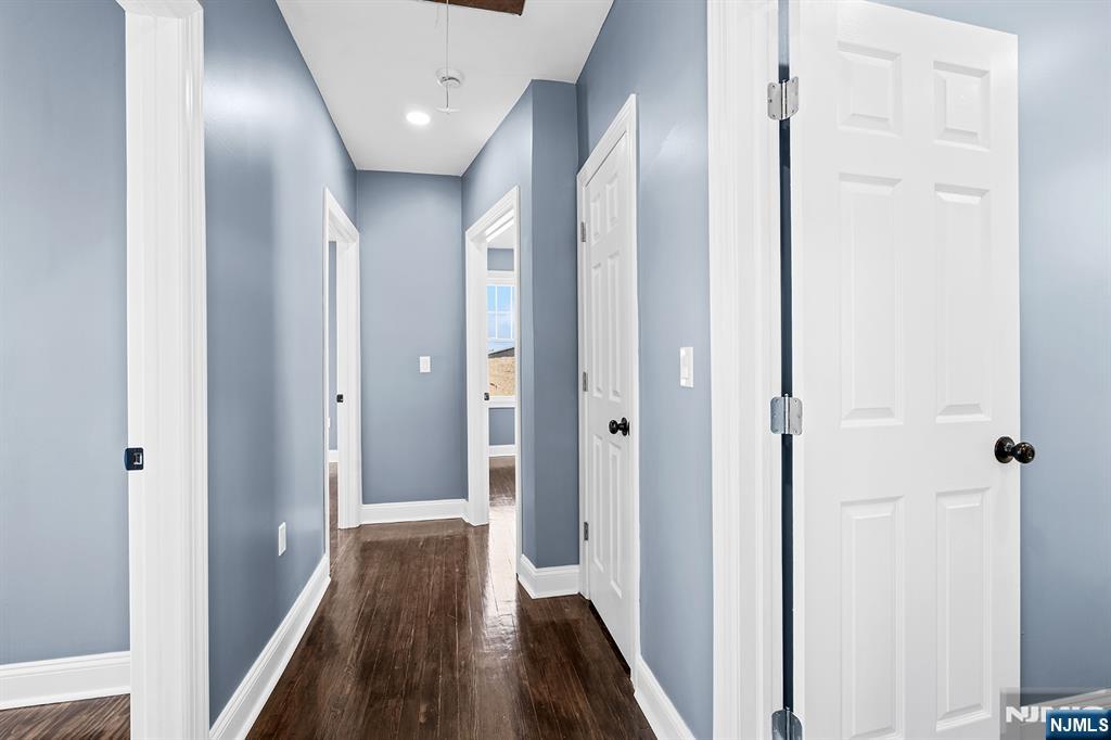 255 Garibaldi Avenue