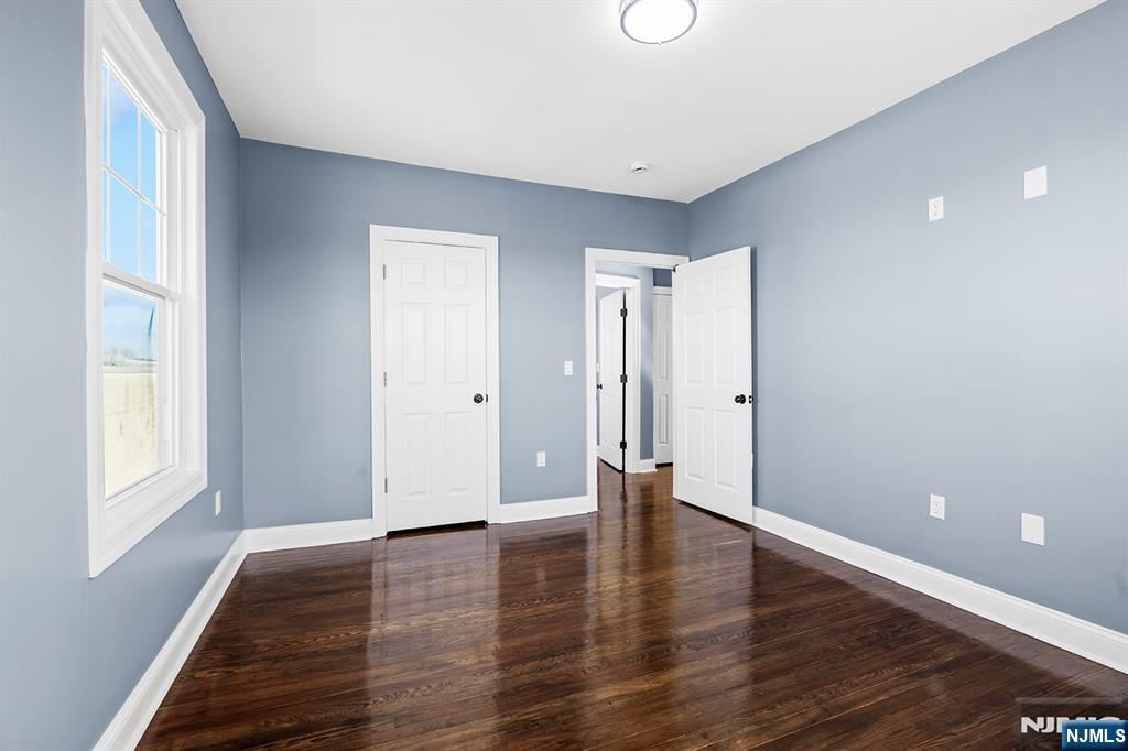 255 Garibaldi Avenue