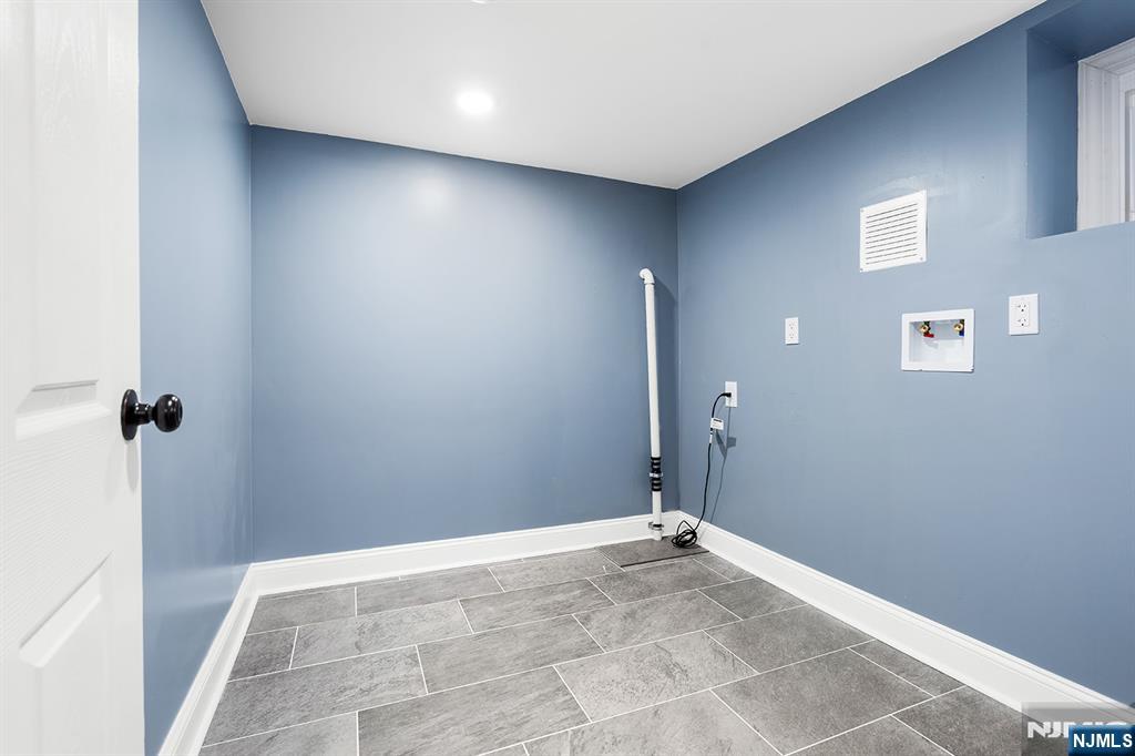 255 Garibaldi Avenue