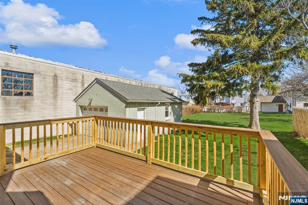 255 Garibaldi Avenue