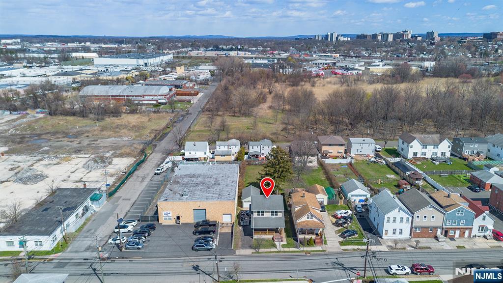 255 Garibaldi Avenue