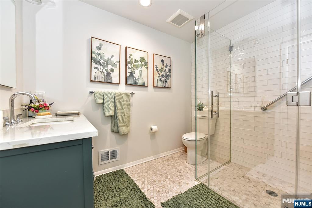 42 Bellgrove Drive, Mahwah, NJ, 07430