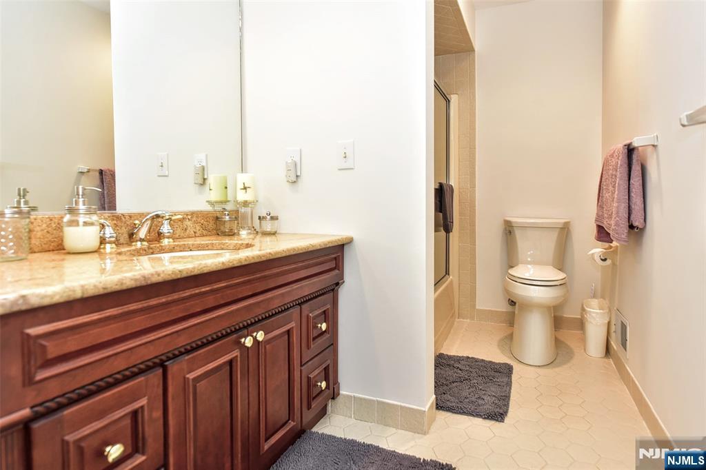 42 Bellgrove Drive, Mahwah, NJ, 07430