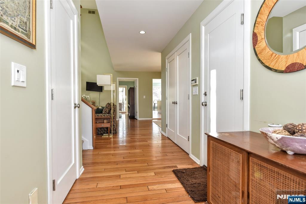 42 Bellgrove Drive, Mahwah, NJ, 07430