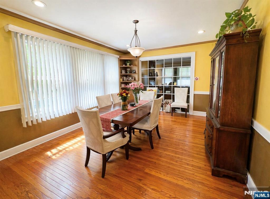 38 Emerson Street - Photo 2