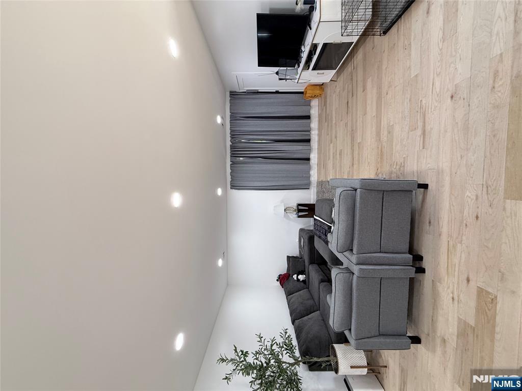 71 Spring Street - Photo 4