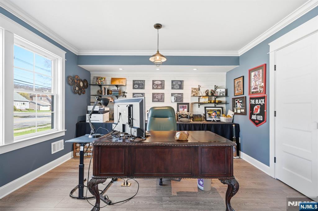 1074 Colfax Avenue - Photo 4