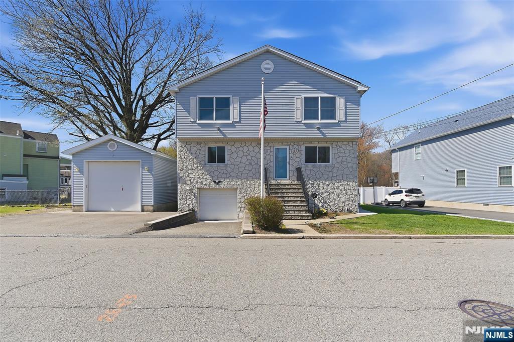 7 Franklin Street - Photo 1