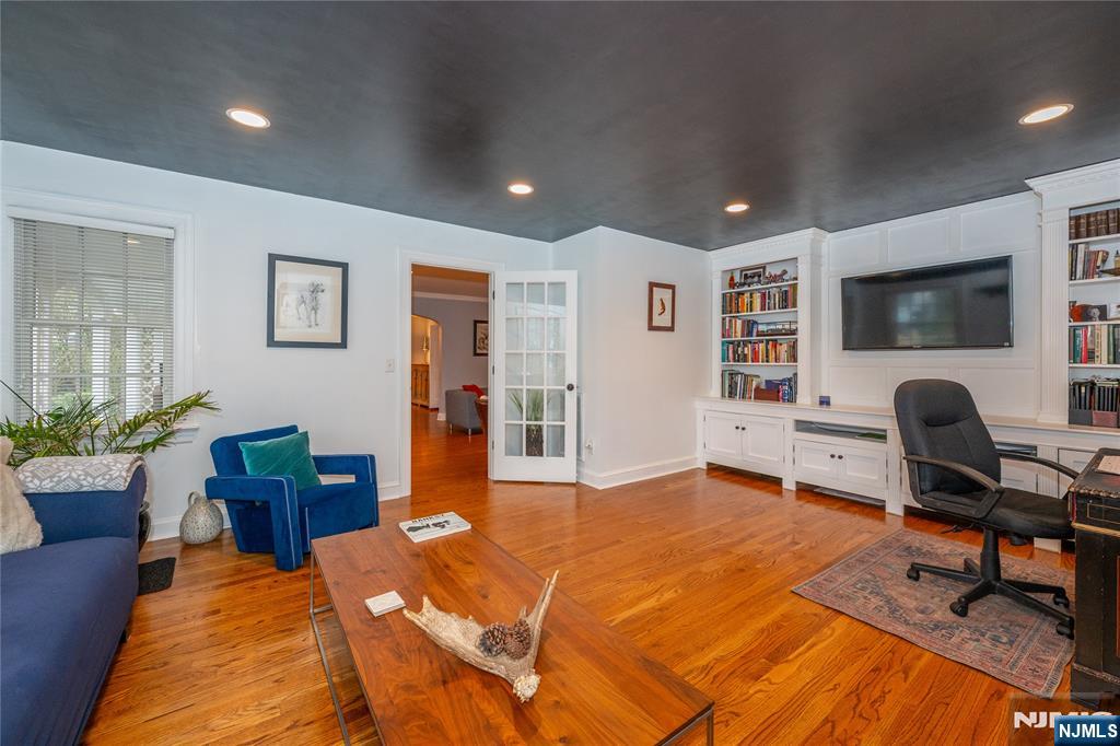 139 Glenwood, Ridgewood, NJ, 07450