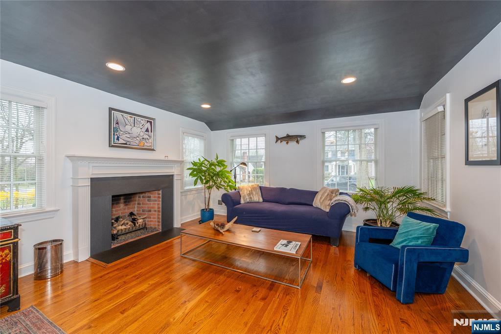 139 Glenwood, Ridgewood, NJ, 07450