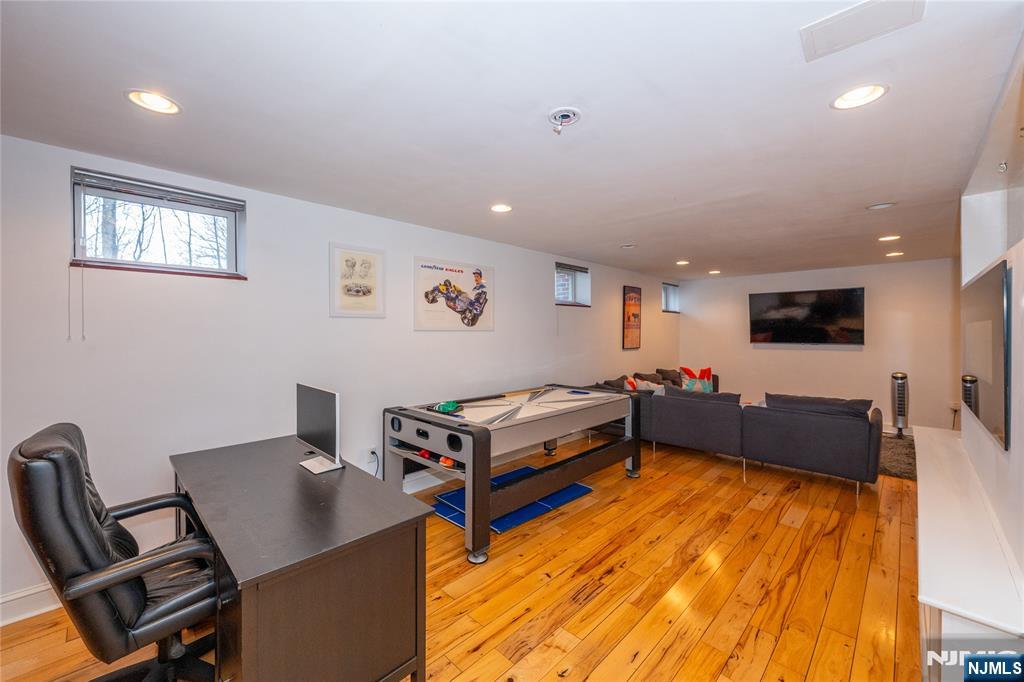 139 Glenwood, Ridgewood, NJ, 07450