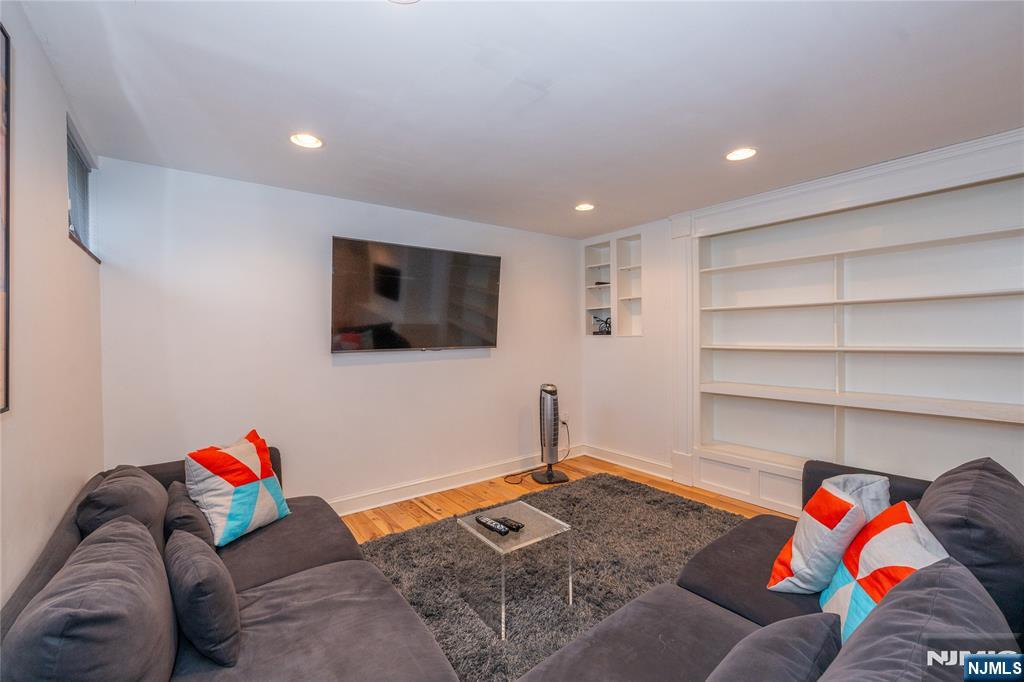 139 Glenwood, Ridgewood, NJ, 07450