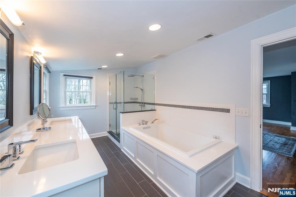 139 Glenwood, Ridgewood, NJ, 07450