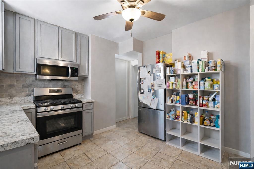 726-728 14th Avenue - Photo 4