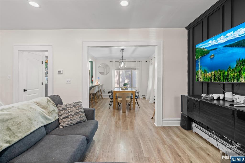 44 Richelieu Place, Newark, NJ, 07106